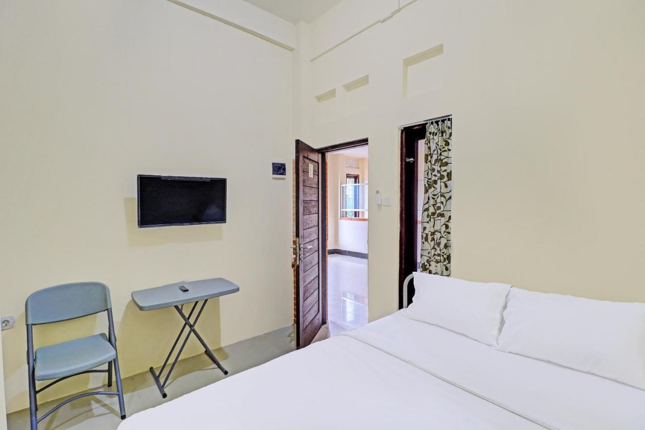 Oyo 91864 Holistic Stay Jimbaran Extérieur photo