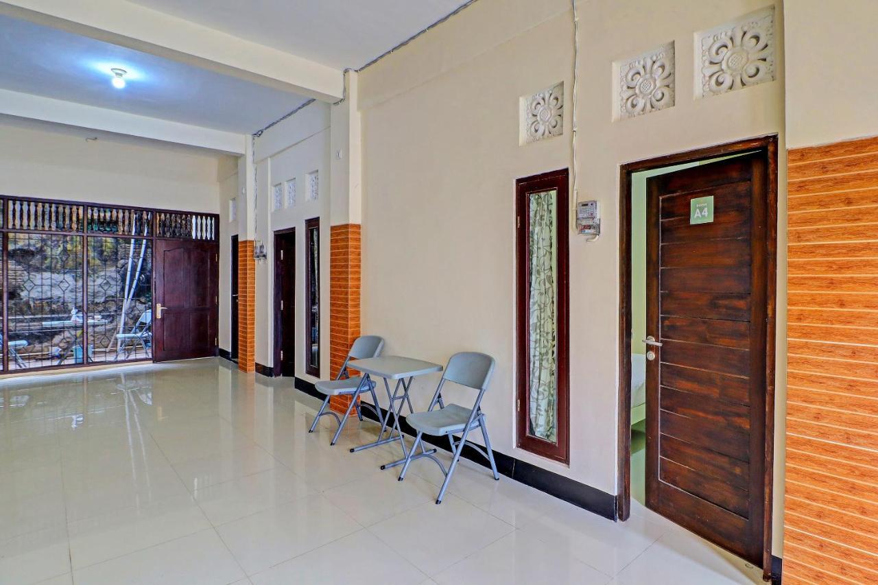 Oyo 91864 Holistic Stay Jimbaran Extérieur photo