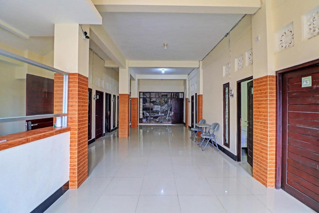Oyo 91864 Holistic Stay Jimbaran Extérieur photo