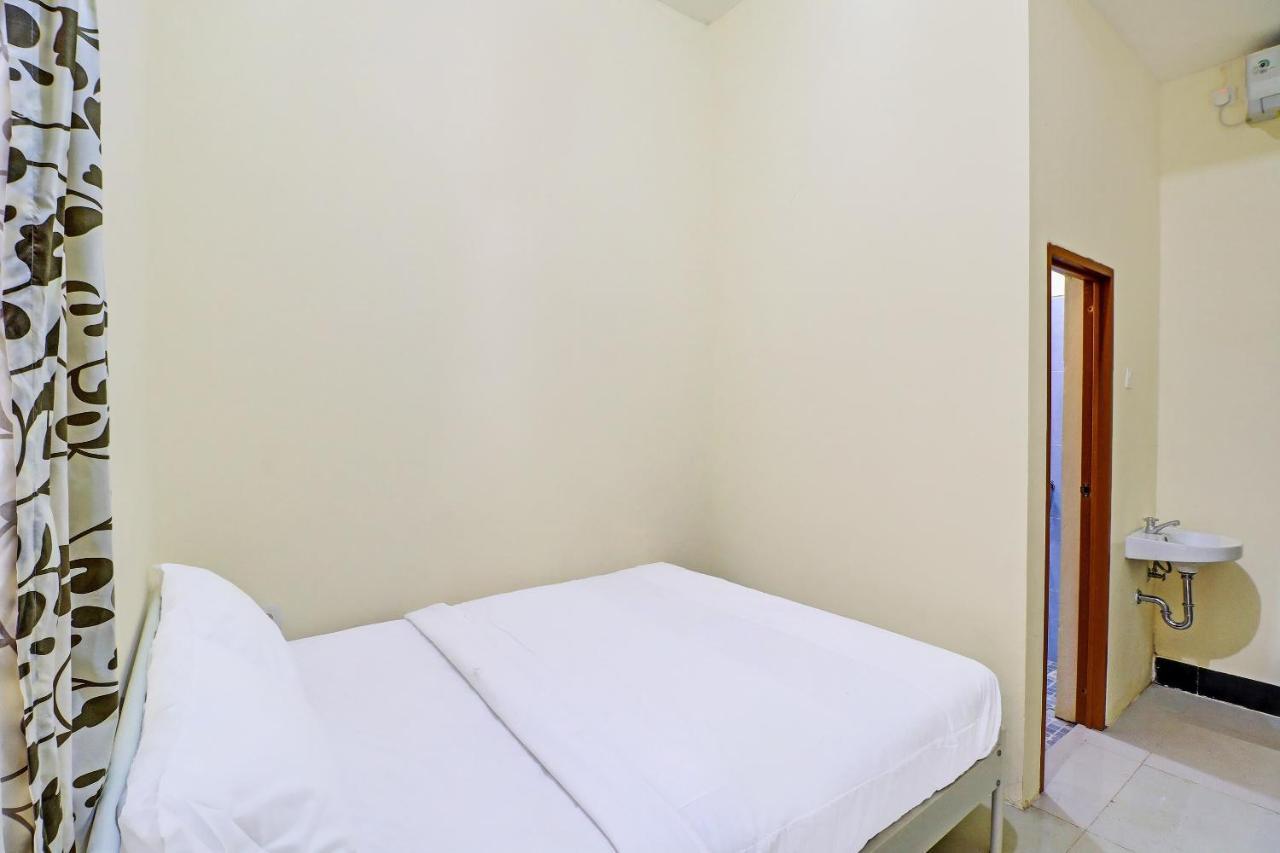 Oyo 91864 Holistic Stay Jimbaran Extérieur photo