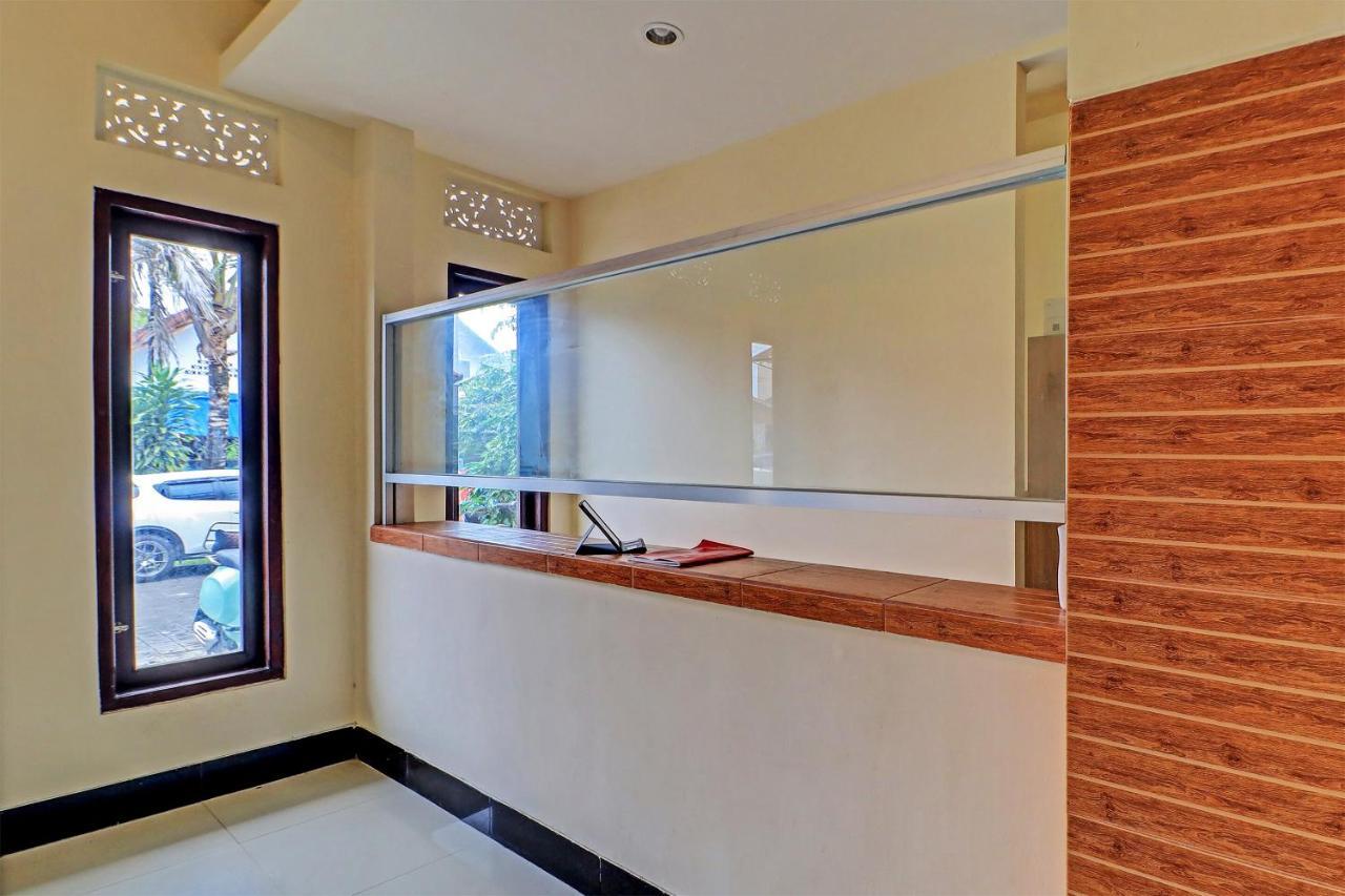Oyo 91864 Holistic Stay Jimbaran Extérieur photo