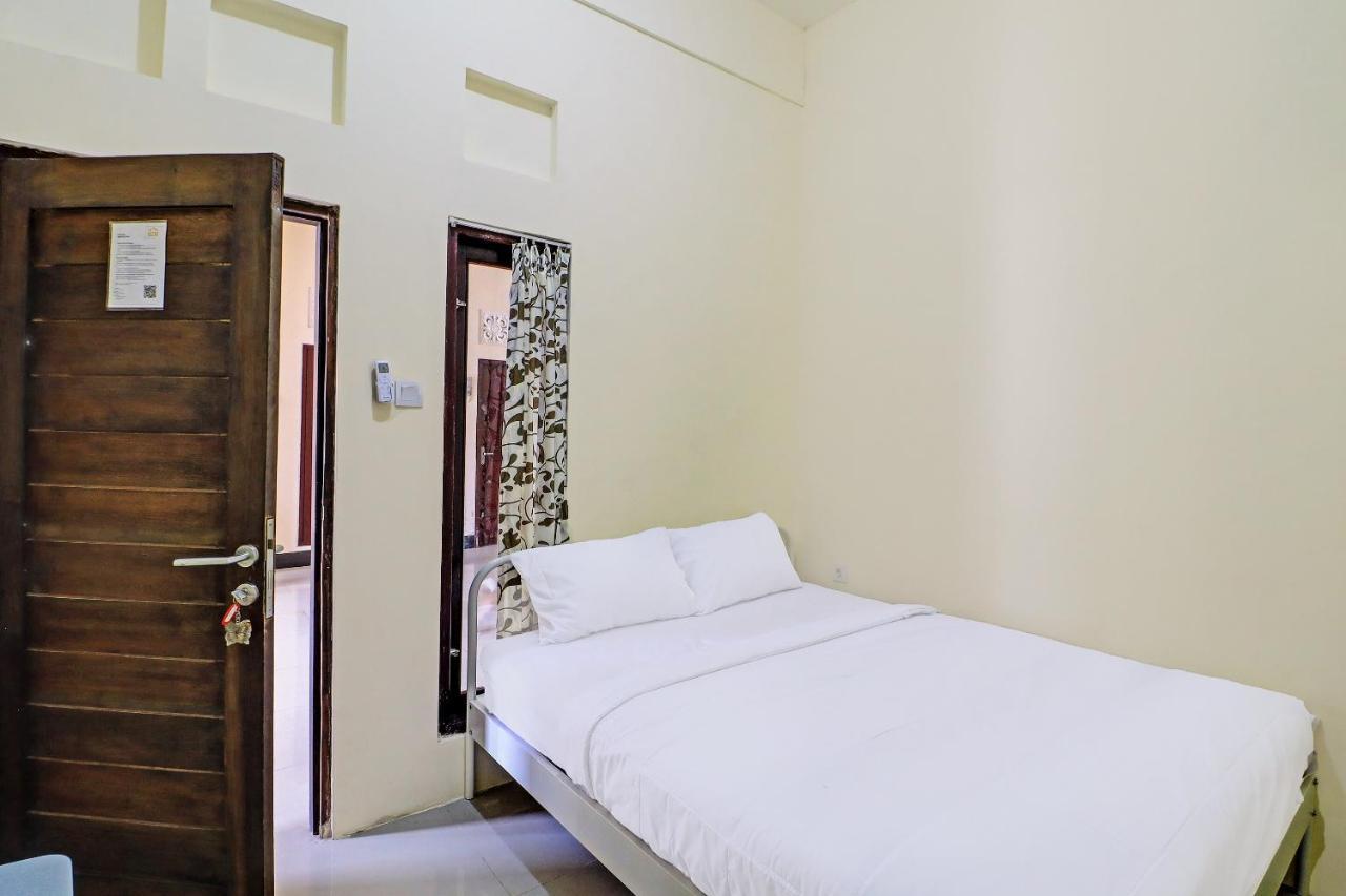 Oyo 91864 Holistic Stay Jimbaran Extérieur photo