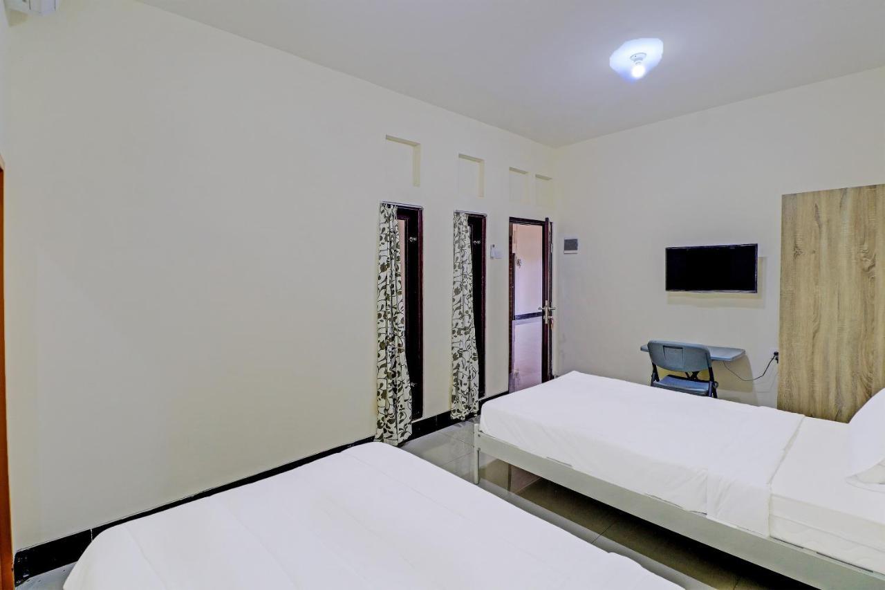 Oyo 91864 Holistic Stay Jimbaran Extérieur photo